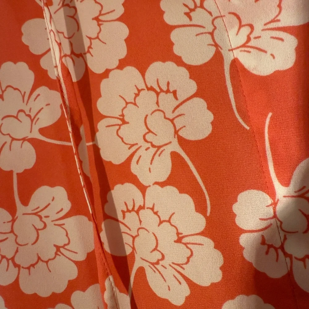 LOFT Women's Floral Sleeveless Top - Red and White - Picture 7 of 7